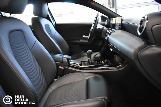 MERCEDES-BENZ A 180 d Business Extra